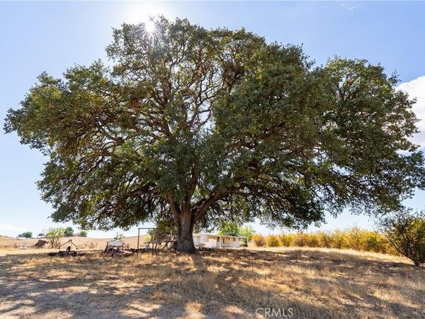 27 Wellsona Road, Paso Robles, CA 93446