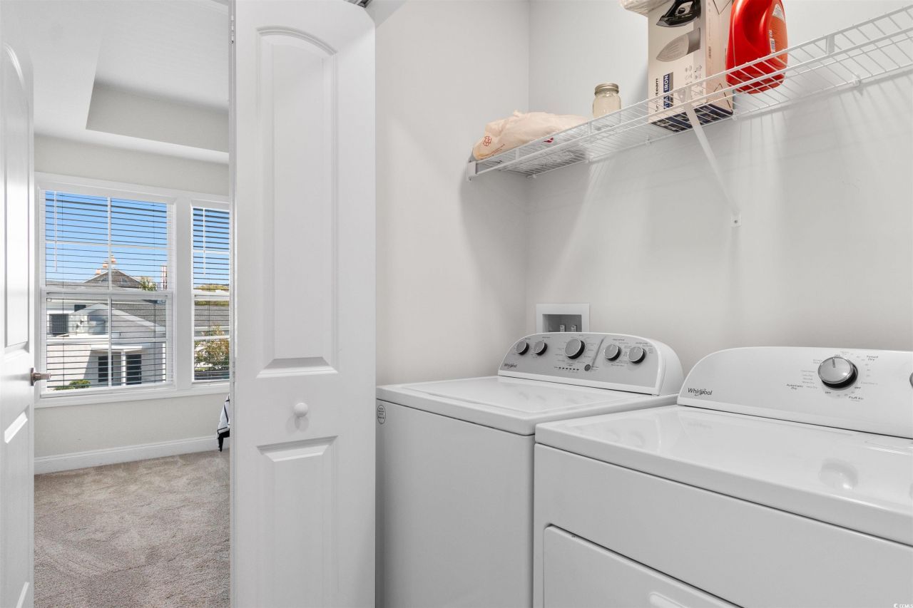 804 Moen Pl. Photo 24