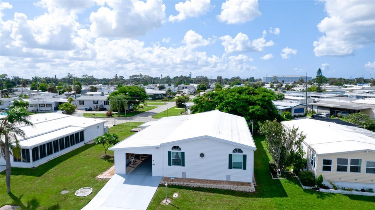 304 50th Avenue Terrace W, Bradenton, FL 34207 Photo