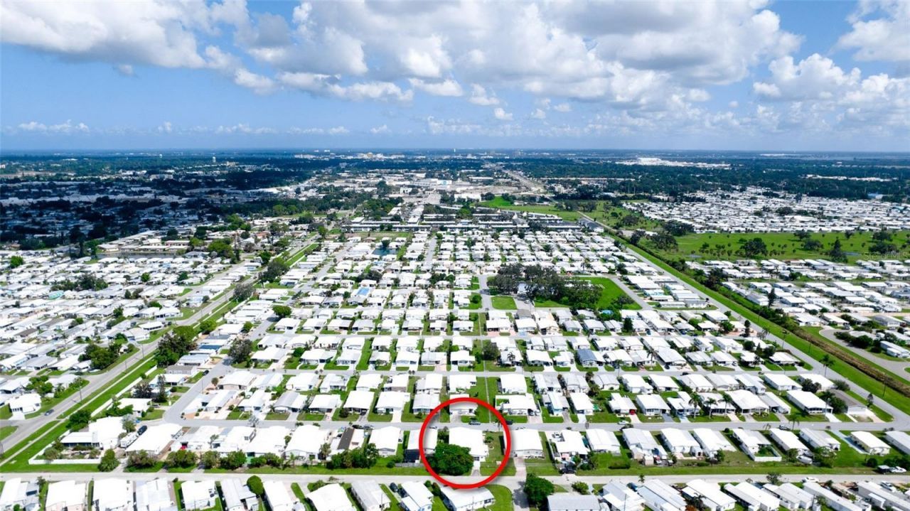 304 50th Avenue Terrace W, Bradenton, FL 34207 Photo