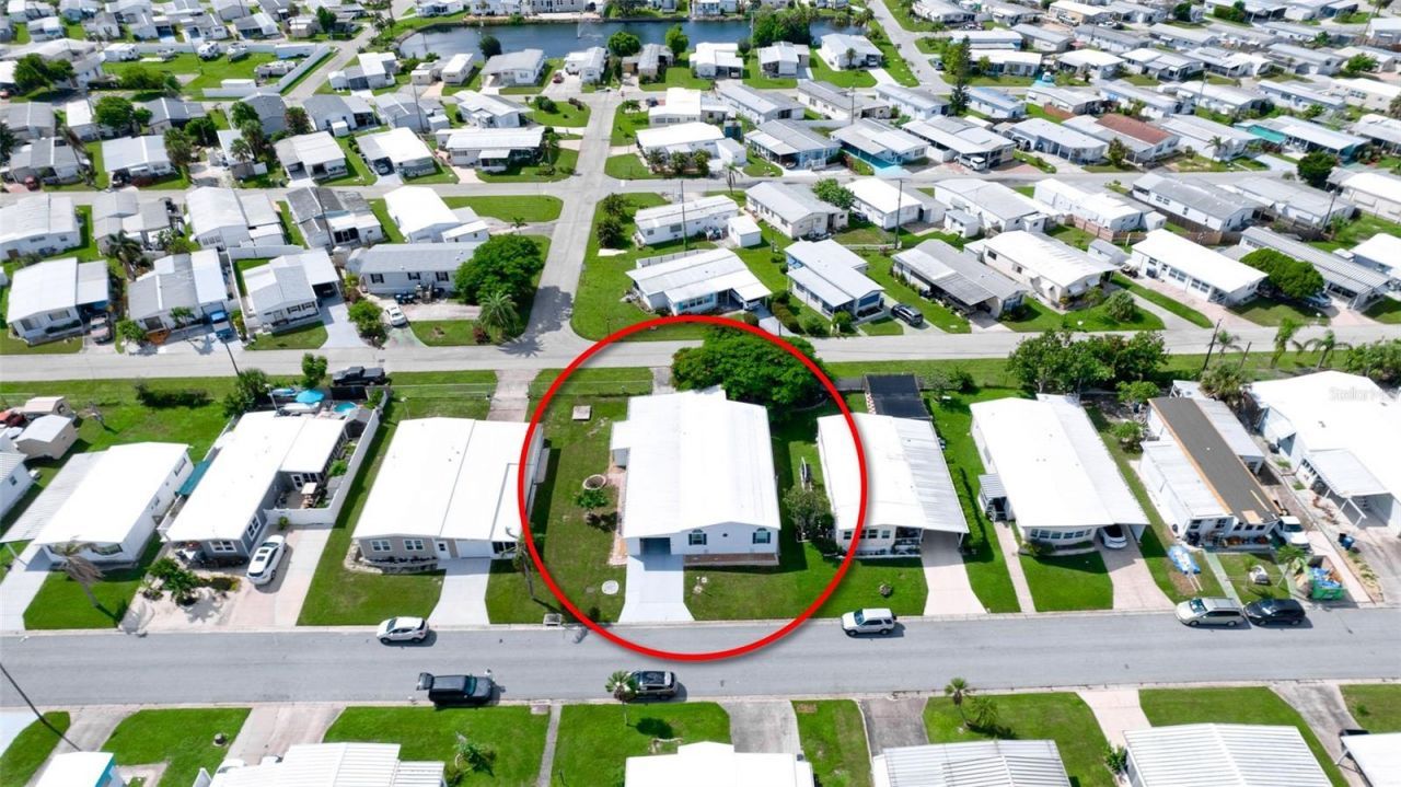 304 50th Avenue Terrace W, Bradenton, FL 34207 Photo