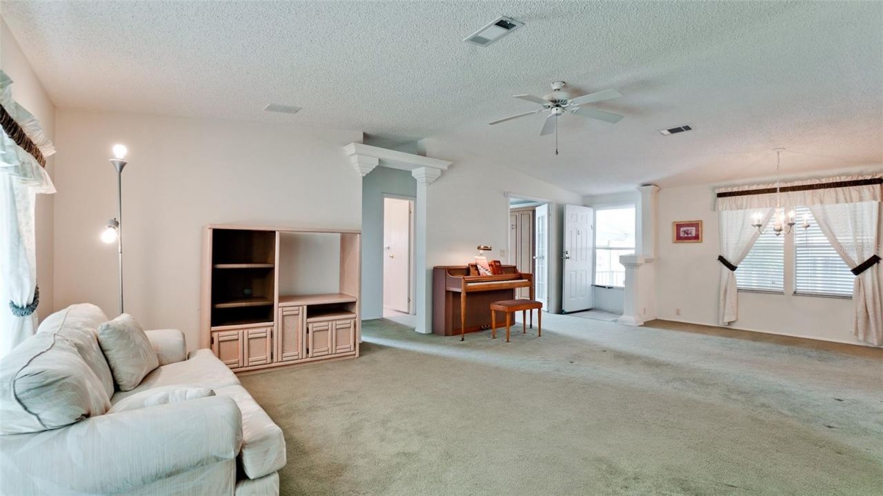 304 50th Avenue Terrace W, Bradenton, FL 34207 Photo