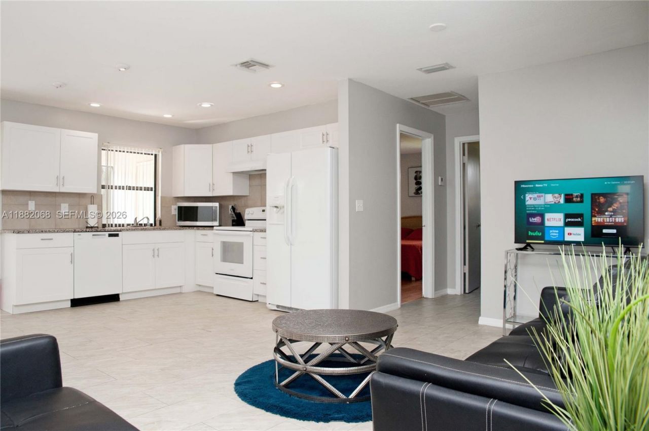 722 SE Thanksgiving Ave, Port Saint Lucie, FL 34984 Photo