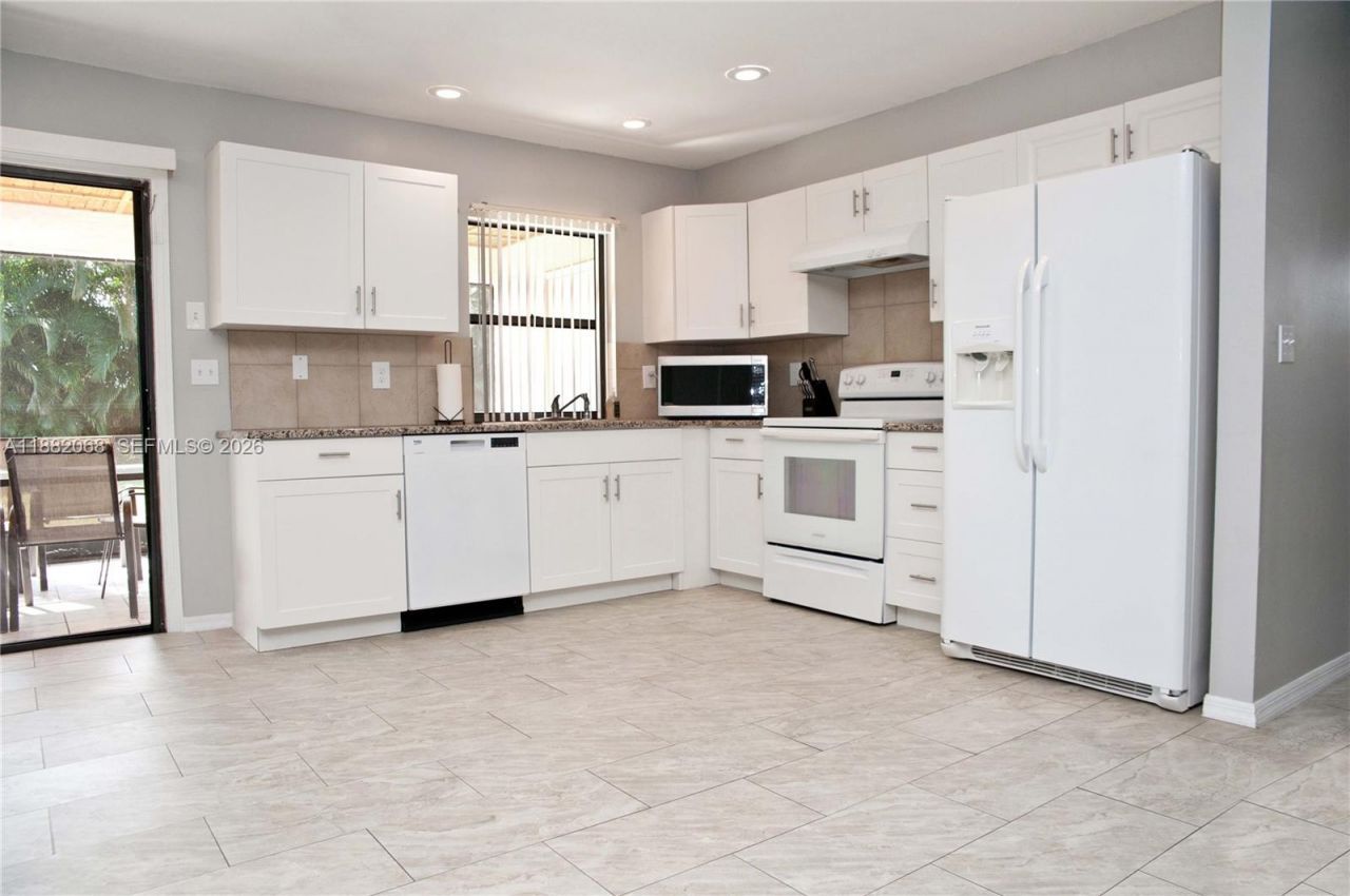 722 SE Thanksgiving Ave, Port Saint Lucie, FL 34984 Photo