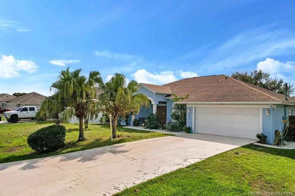 3285 SE Pinto Street, Port Saint Lucie, FL 34984 Photo