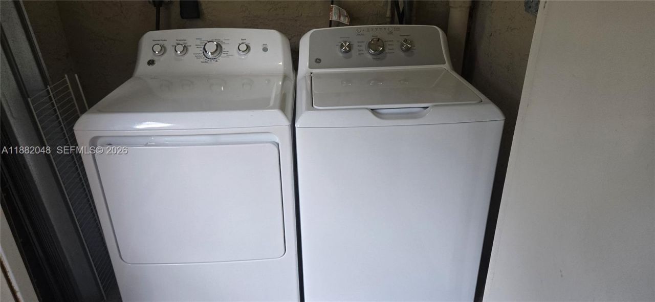 215 SW 117th Ter, Unit 14104, Pembroke Pines, FL 33025 Photo