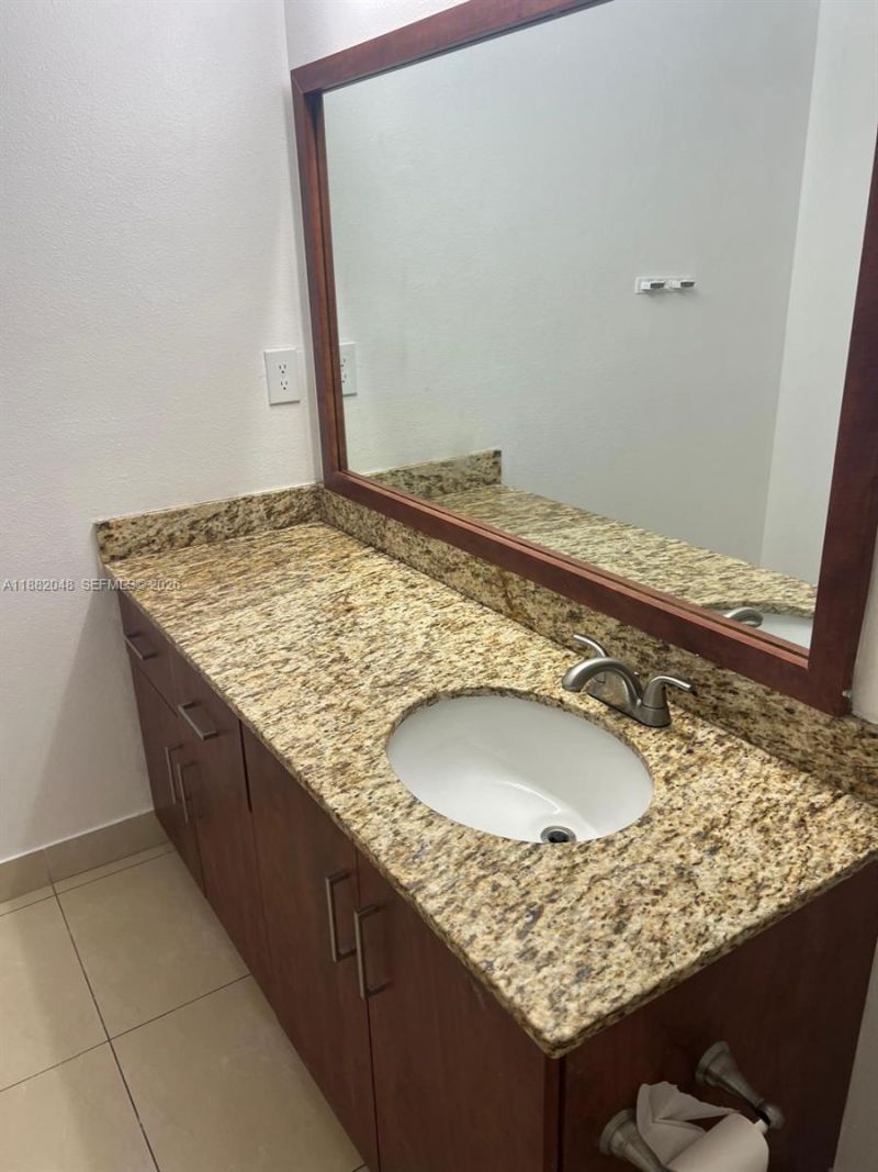 215 SW 117th Ter, Unit 14104, Pembroke Pines, FL 33025 Photo