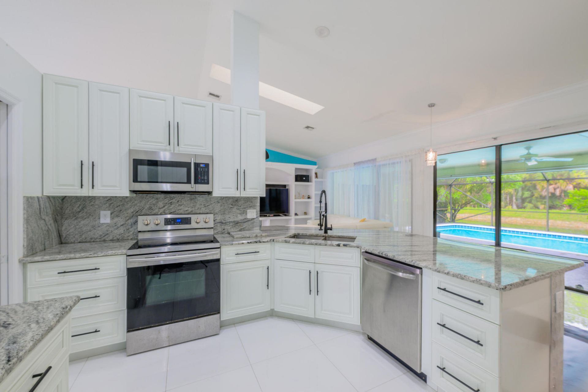 221 Cypress Trace, Royal Palm Beach, FL 33411 Photo
