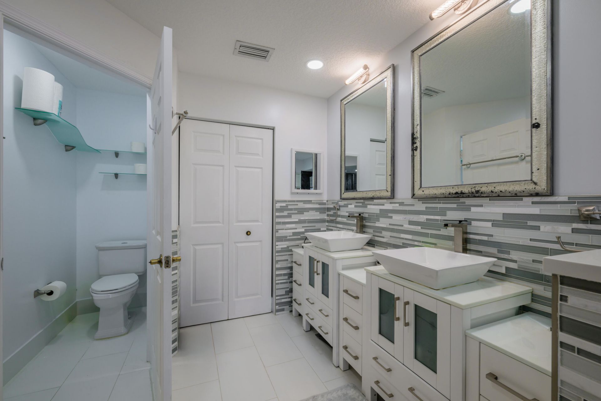 221 Cypress Trace, Royal Palm Beach, FL 33411 Photo