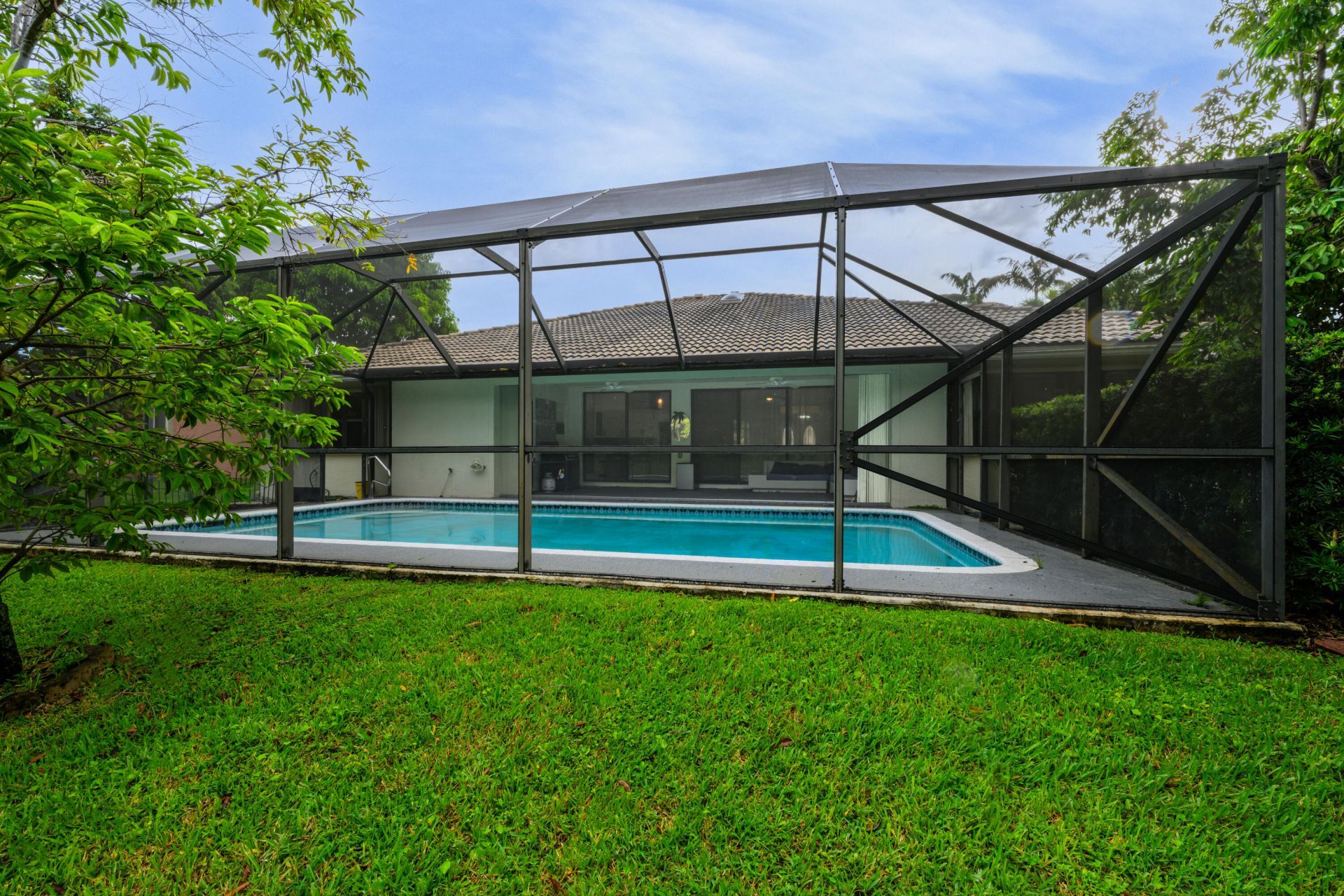 221 Cypress Trace, Royal Palm Beach, FL 33411 Photo