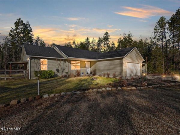 32647 N TAHOE DR, Spirit Lake, ID 83869