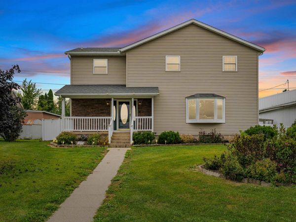 306 S Monroe Street, Garnavillo, IA 52049