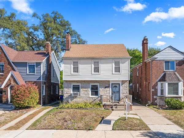 18300 Prairie Street, Detroit, MI 48221