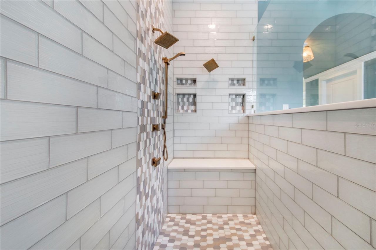 6631 Lake Hatchineha Road, Haines City, FL 33844 Photo