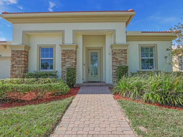 10007 SW Ambrose Way, Saint Lucie West, FL 34986