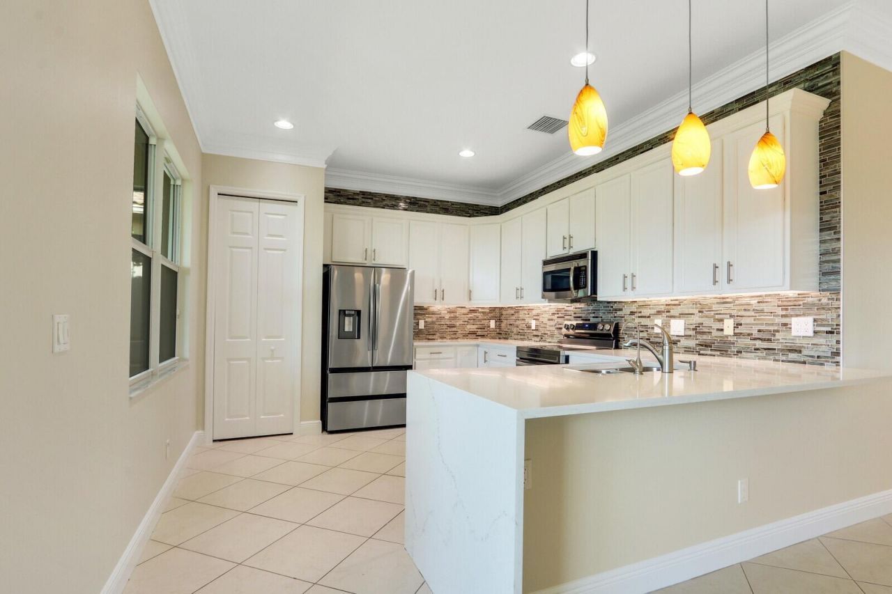 10007 SW Ambrose Way, Saint Lucie West, FL 34986 Photo