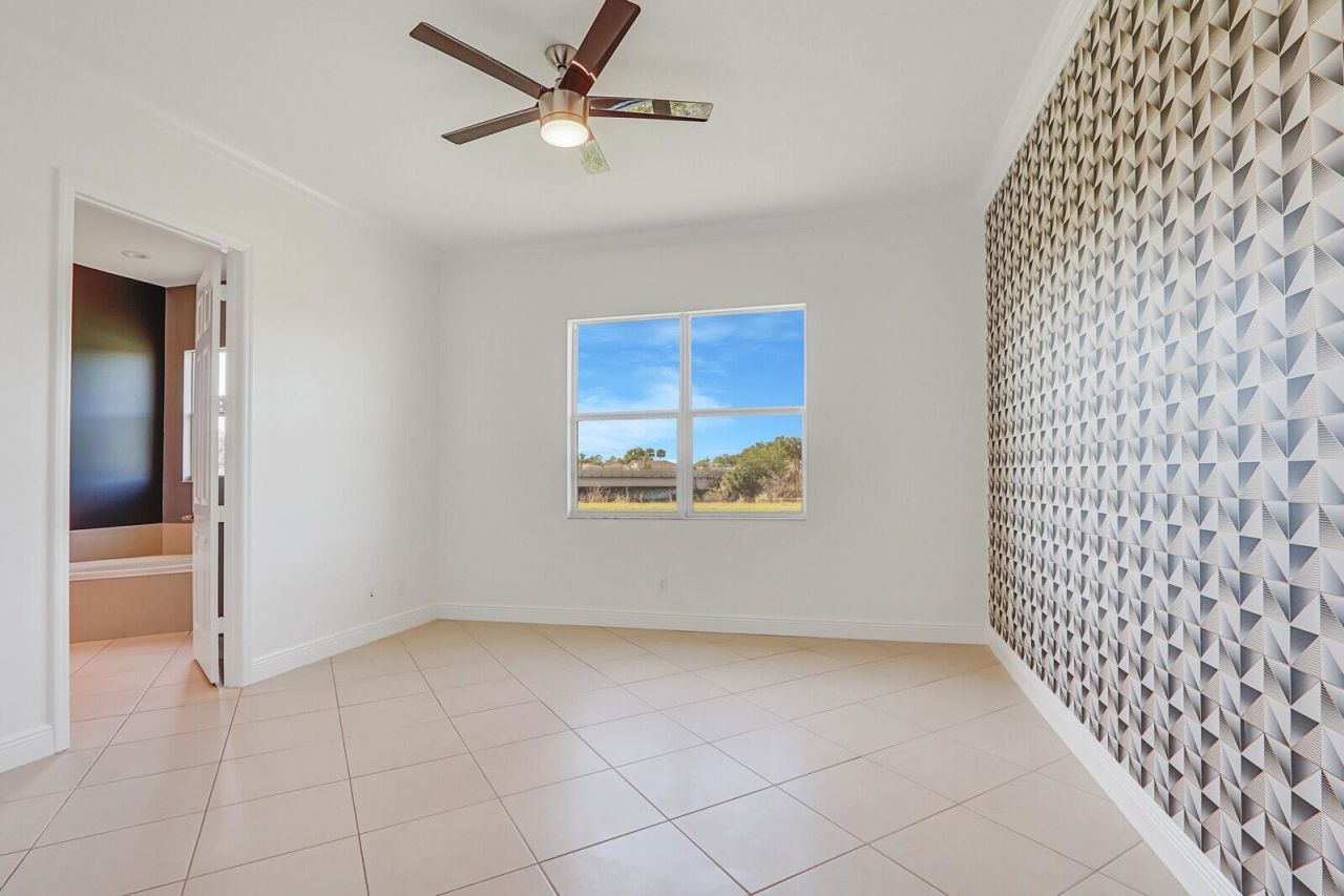 10007 SW Ambrose Way, Port Saint Lucie, FL 34986 Photo