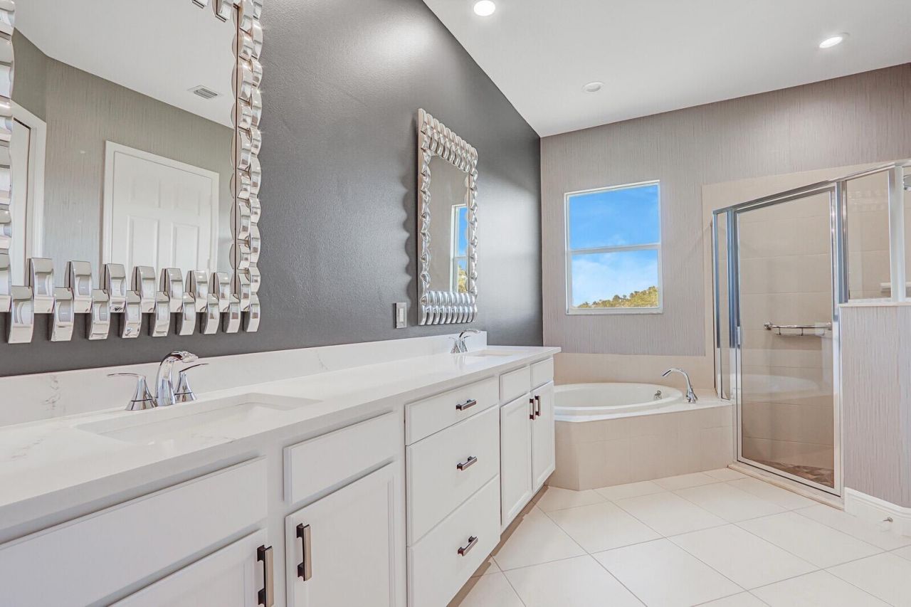 10007 SW Ambrose Way, Port Saint Lucie, FL 34986 Photo