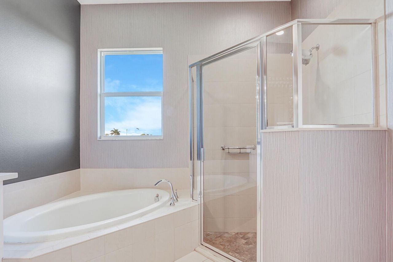 10007 SW Ambrose Way, Port Saint Lucie, FL 34986 Photo