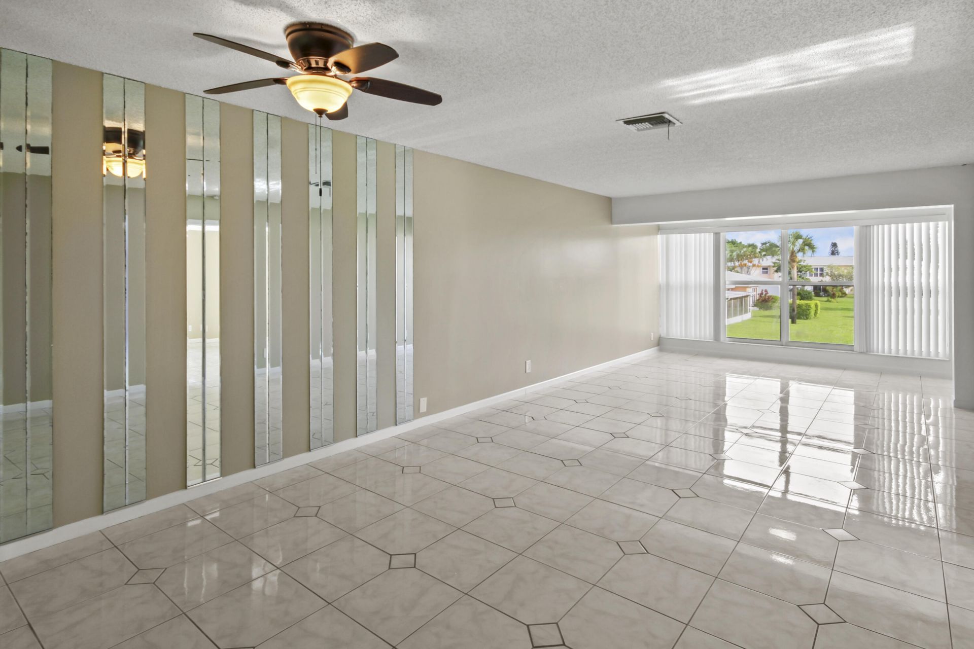 1421 NW 20th 204 Avenue, Unit 204, Delray Beach, FL 33445 Photo