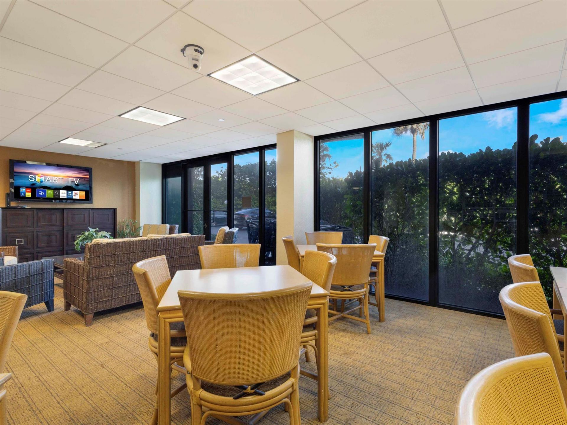 4200 N Ocean Drive, Unit 2-903, Singer Island, FL 33404 Photo