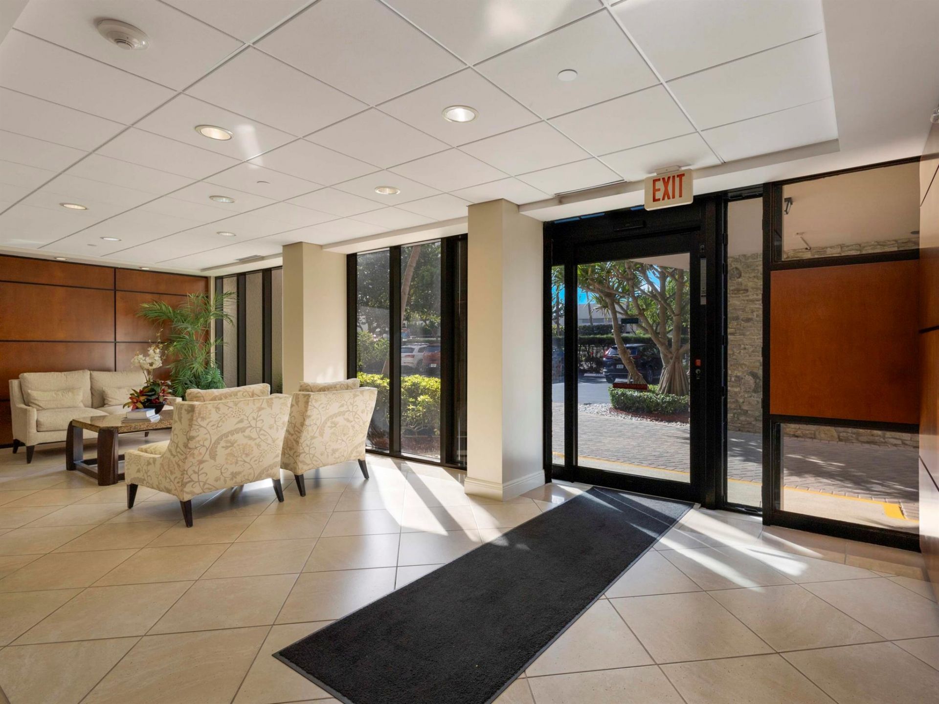 4200 N Ocean Drive, Unit 2-903, Singer Island, FL 33404 Photo