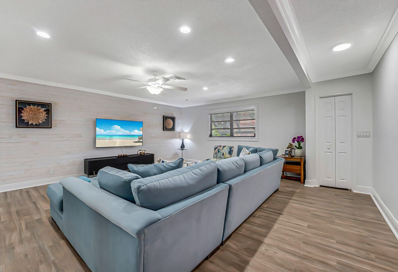 532 N Palmway, Lake Worth Beach, FL 33460 Photo