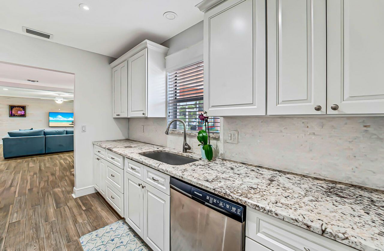 532 N Palmway, Lake Worth Beach, FL 33460 Photo