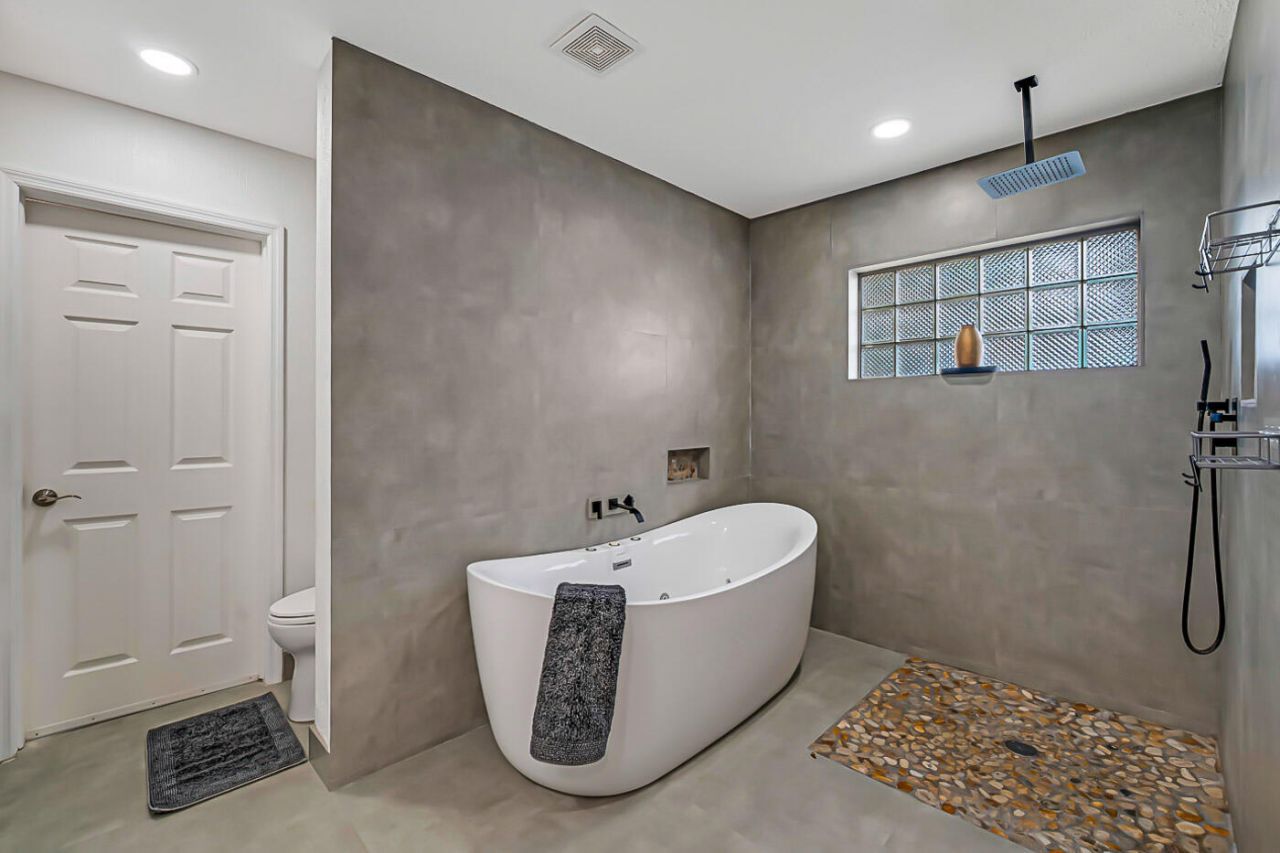 532 N Palmway, Lake Worth Beach, FL 33460 Photo