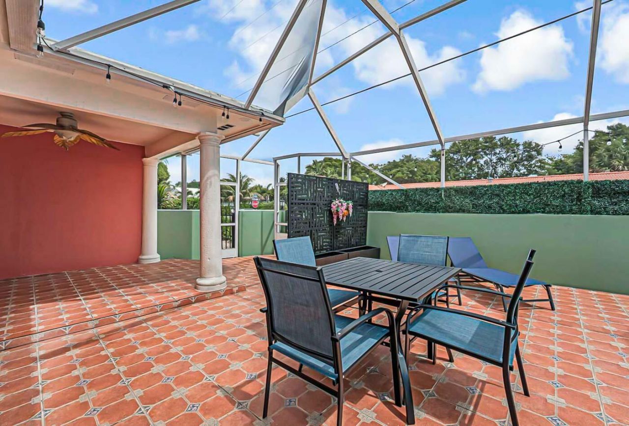 532 N Palmway, Lake Worth Beach, FL 33460 Photo