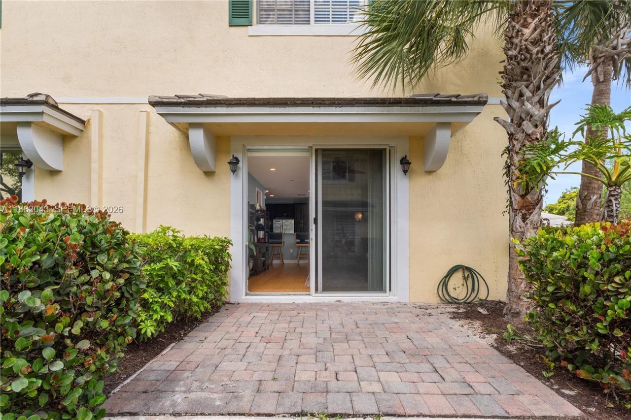 7702 Paddock Pl, Unit 7702, Davie, FL 33328 Photo