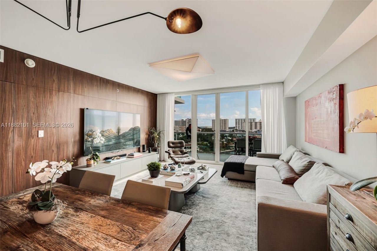 400 Sunny Isles Blvd, Unit 920, Sunny Isles Beach, FL 33160 Photo