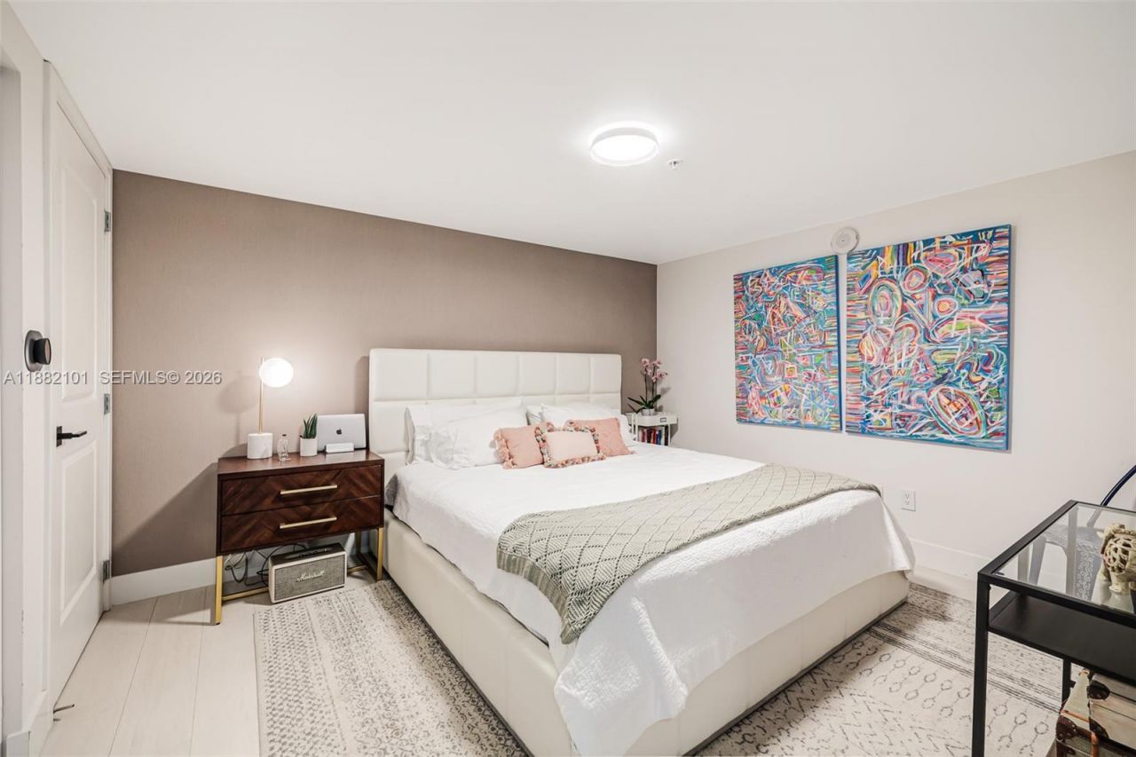 400 Sunny Isles Blvd, Unit 920, Sunny Isles Beach, FL 33160 Photo