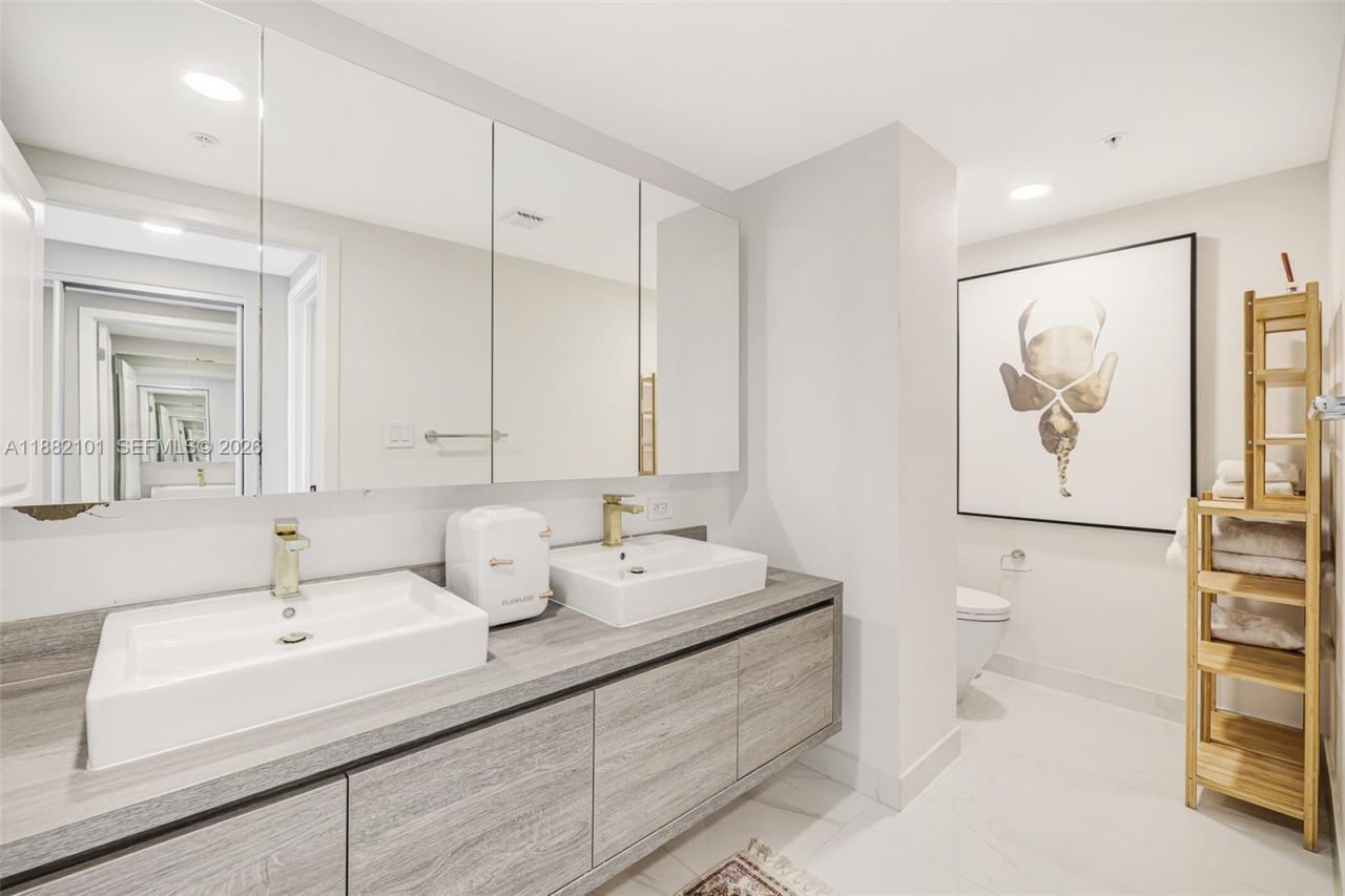 400 Sunny Isles Blvd, Unit 920, Sunny Isles Beach, FL 33160 Photo