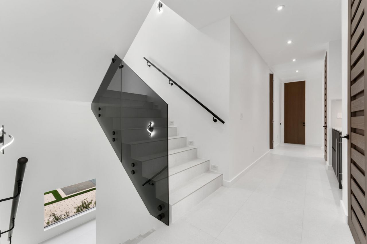 64 Andros Road, Key Largo, FL 33037 Photo