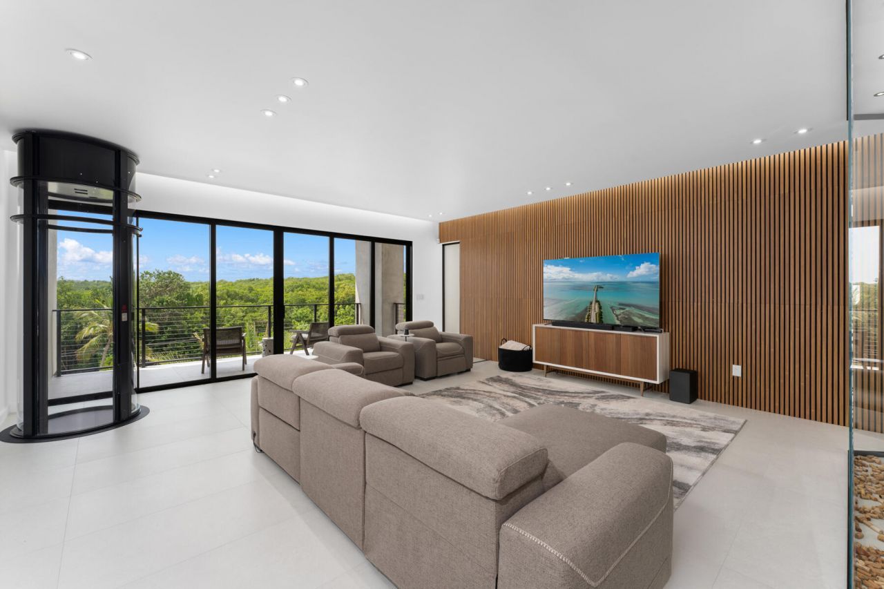 64 Andros Road, Key Largo, FL 33037 Photo