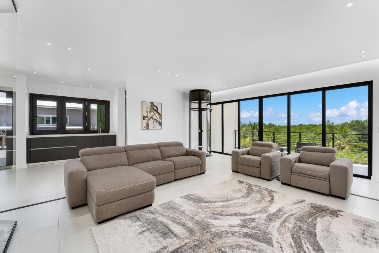 64 Andros Road, Key Largo, FL 33037 Photo