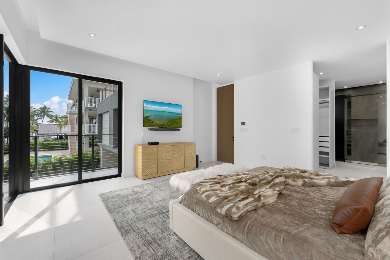 64 Andros Road, Key Largo, FL 33037 Photo