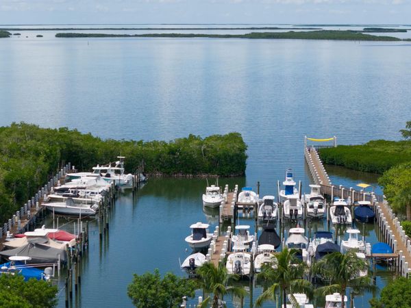 98222 Windward Avenue, KEY LARGO, FL 33037