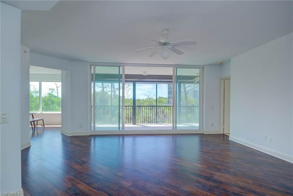 445 Cove Towers Dr, Unit 304, Naples, FL 34110 Photo