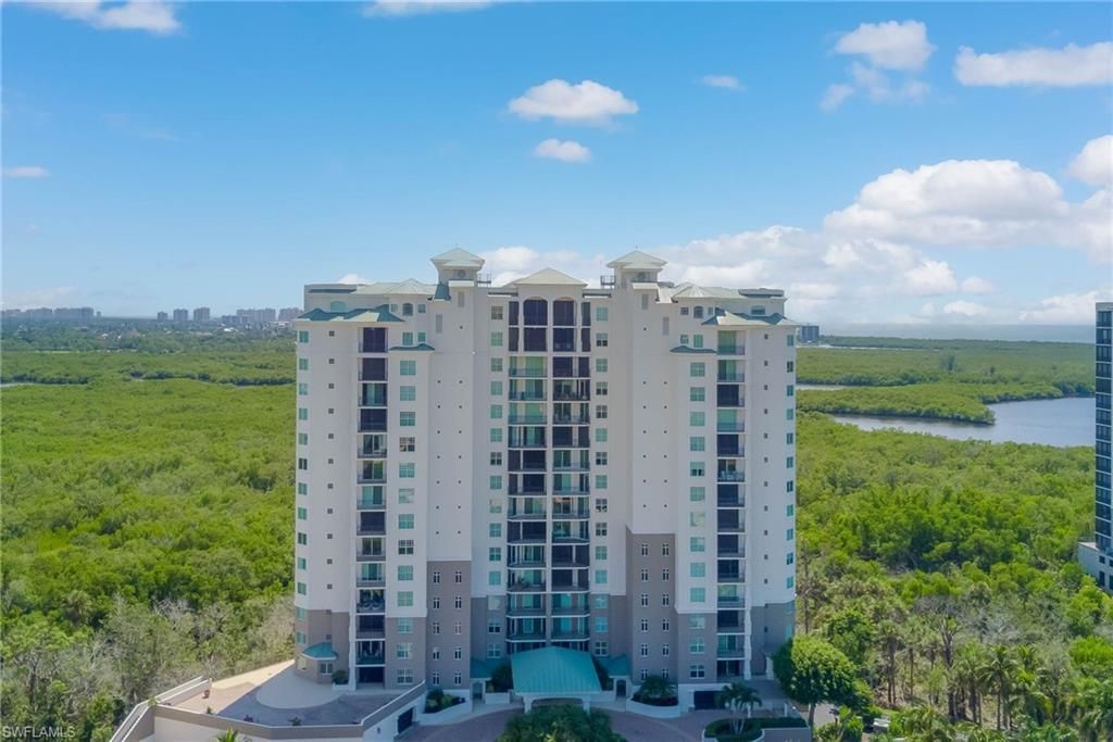 445 Cove Towers Dr, Unit 304, Naples, FL 34110 Photo