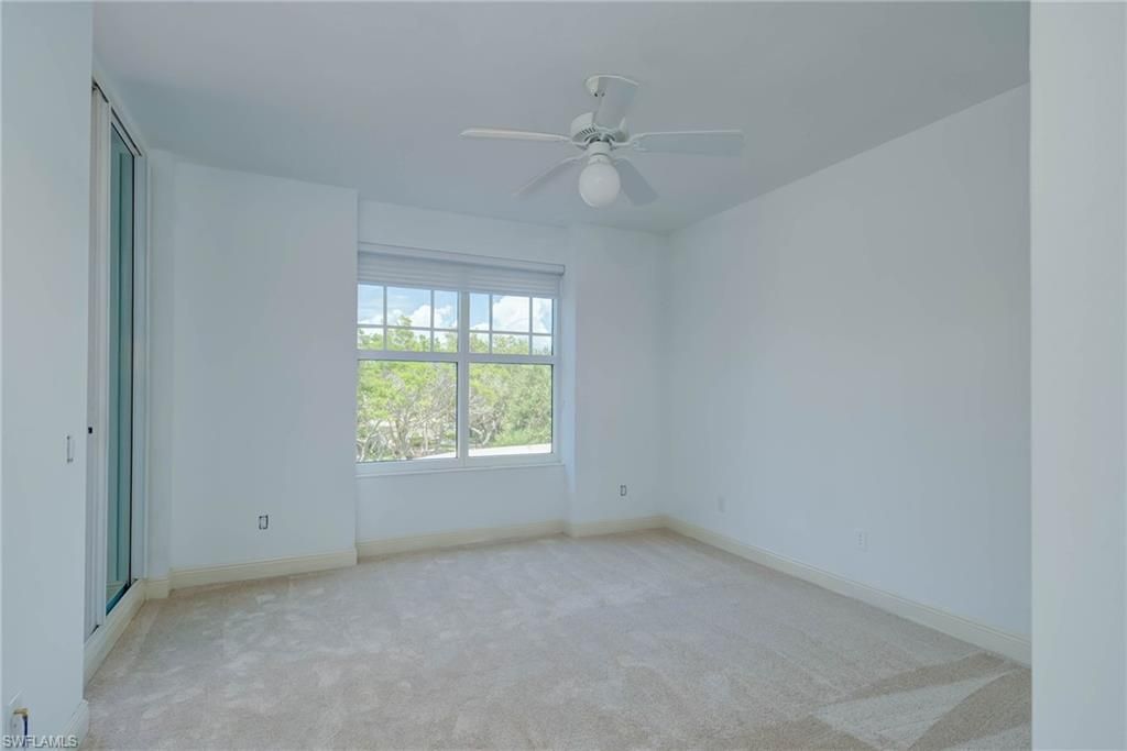 445 Cove Towers Dr, Unit 304, Naples, FL 34110 Photo
