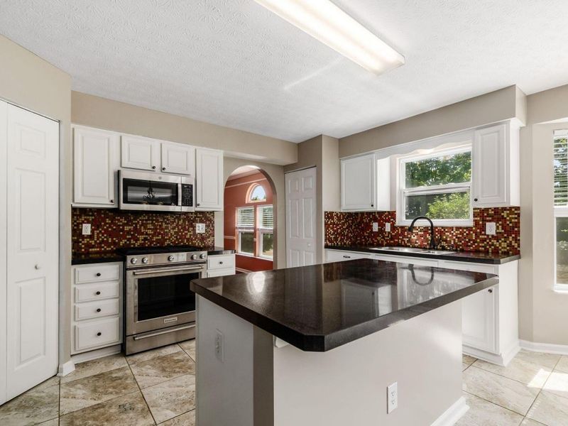 3902 Rivers Run Drive, Lewis Center, OH 43035 Photo 19