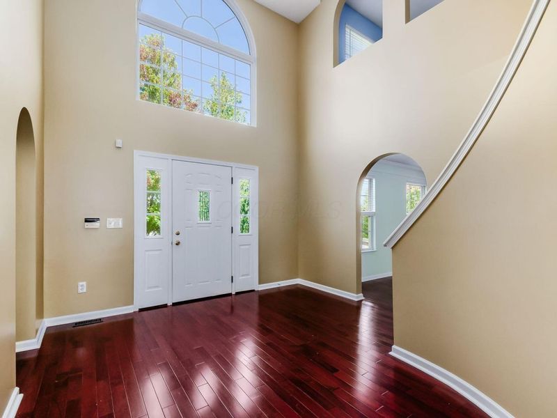 3902 Rivers Run Drive, Lewis Center, OH 43035 Photo 9