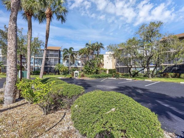 612 BIRD BAY DRIVE S, Unit 118, VENICE, FL 34285