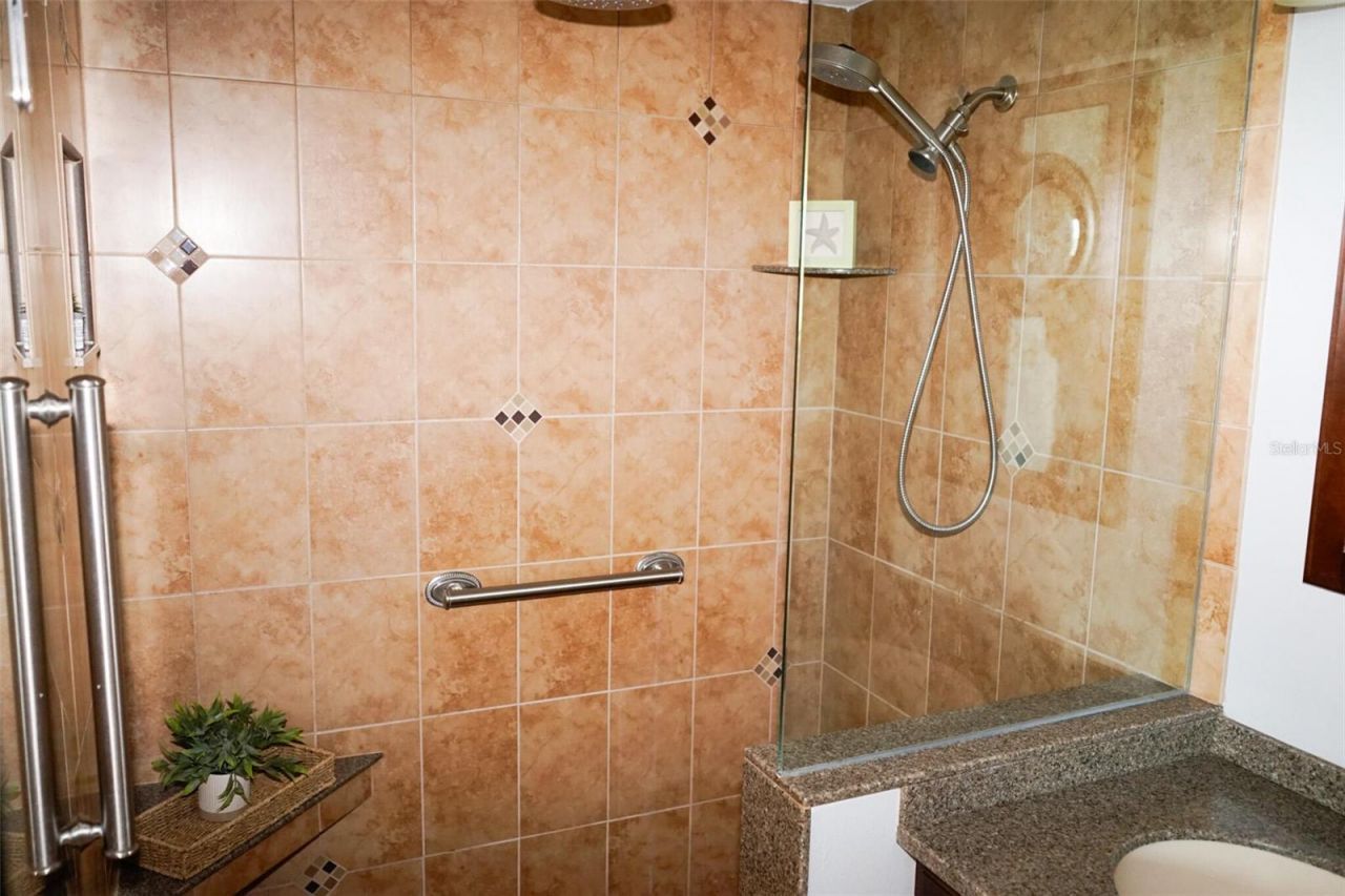 5151 Isla Key Boulevard S, Unit 418, Saint Petersburg, FL 33715 Photo