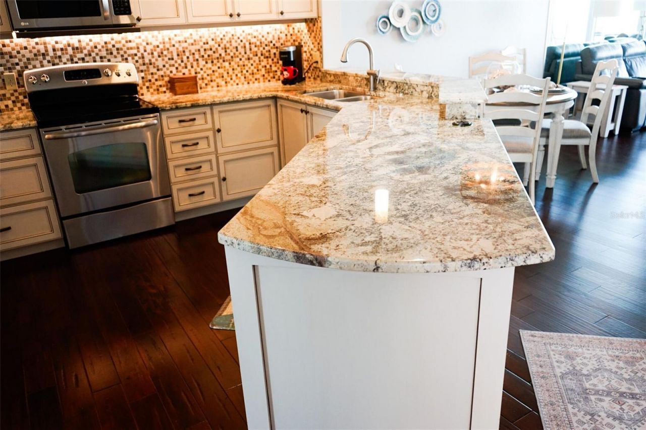 5151 Isla Key Boulevard S, Unit 418, Saint Petersburg, FL 33715 Photo