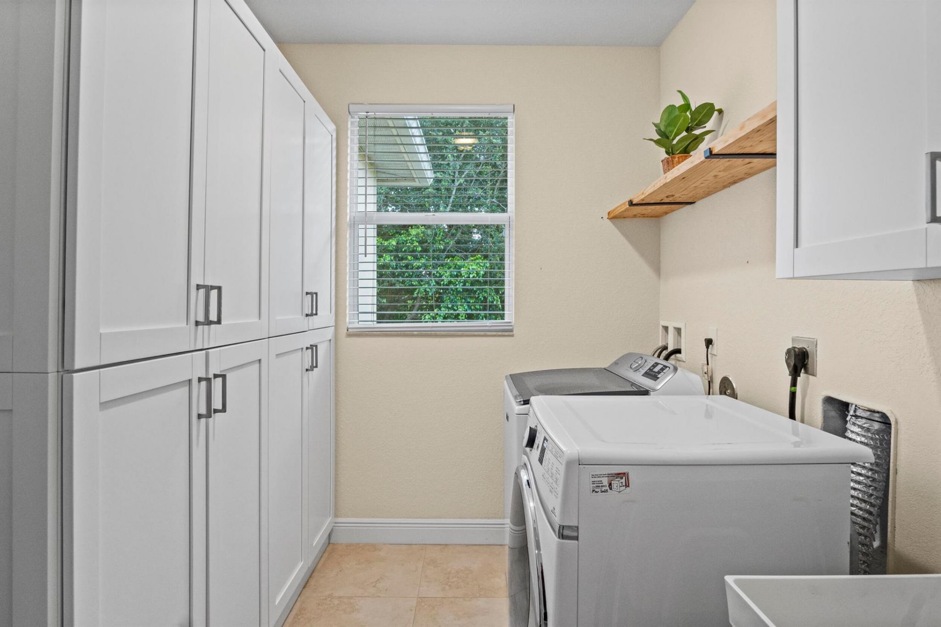 1278 NW Leonardo Circle, Port Saint Lucie, FL 34986 Photo