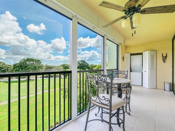 3650 Environ Boulevard, Unit 401, Lauderhill, FL 33319