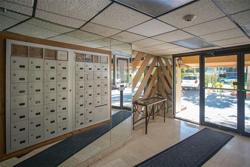 3650 Environ Boulevard, Unit 401, Lauderhill, FL 33319 Photo